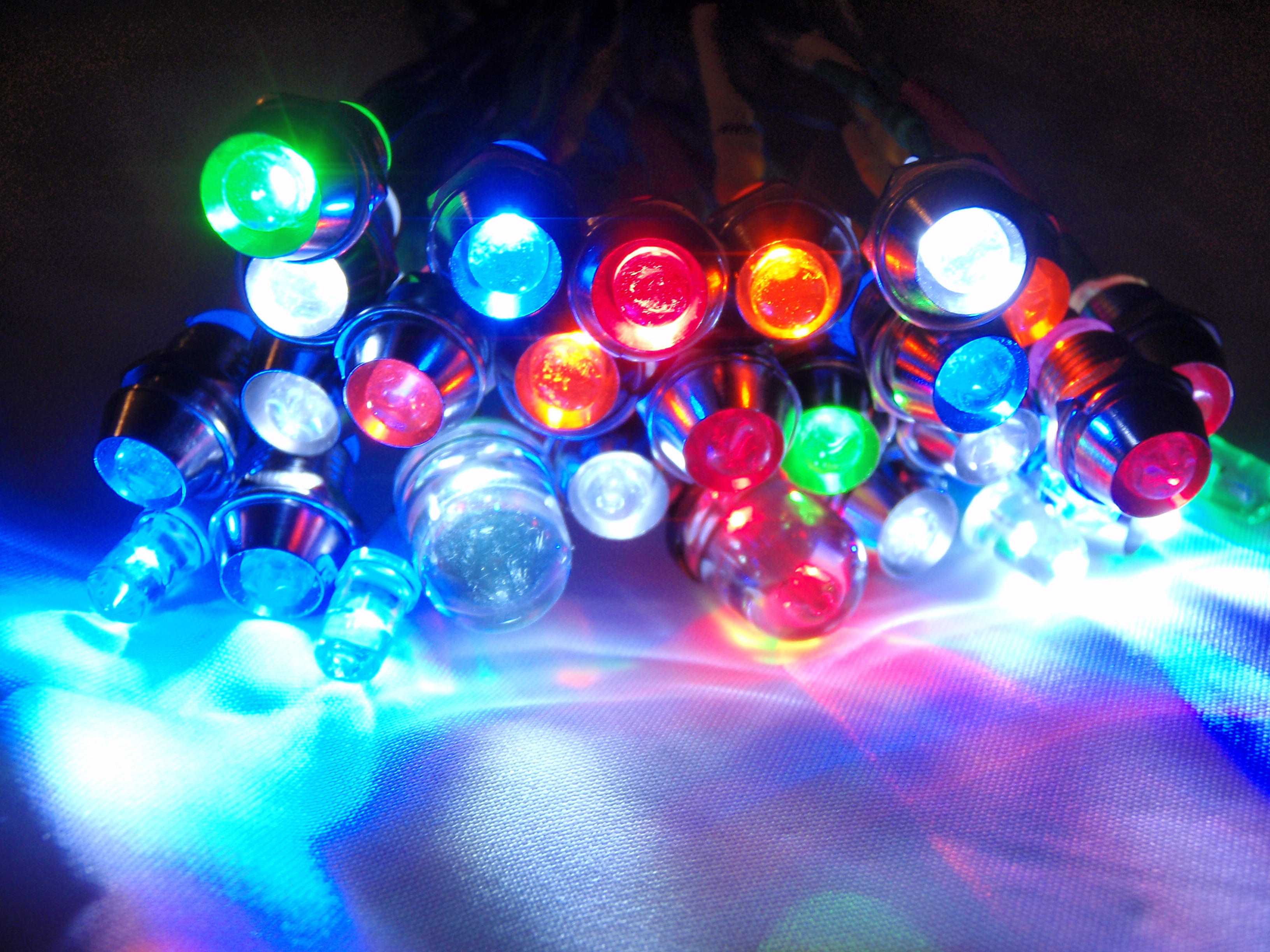 درباره لامپ های LED