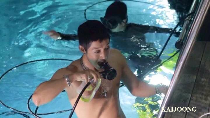 Hyun Joong in Diving