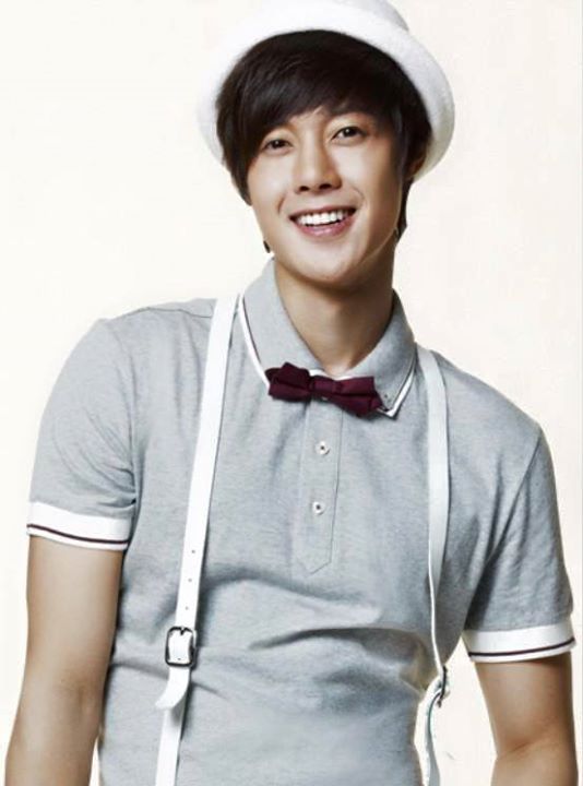 KHJ Basic House I Am David Promo Pics 2010.04.02