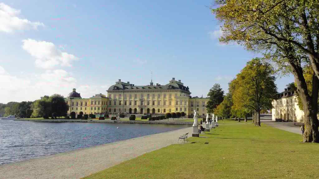 http://s6.picofile.com/file/8182601392/317.jpg