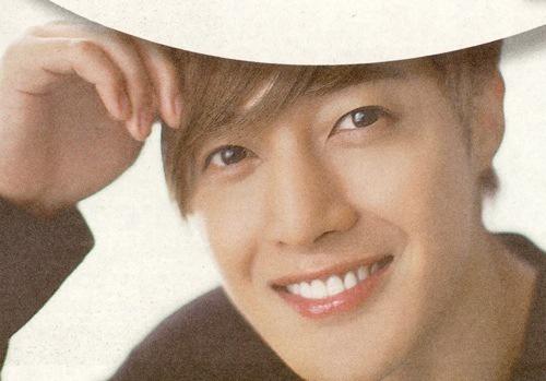 Scans From Korean Fun Vol.64 Magzine Featuring KHJ – 2012.08.08