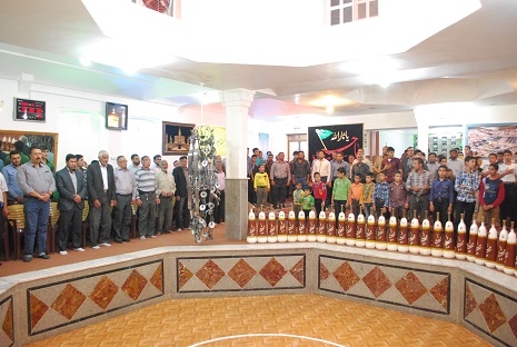 http://s6.picofile.com/file/8185830892/milad_imamali_1_.JPG