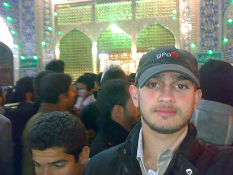 شهيدمحمدعلي دولت آبادي در حرم عبدالعظيم حسني