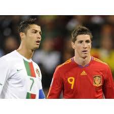 http://s6.picofile.com/file/8195024642/Fernando_Torres_By_Cristiano_Ronaldo_F9Tfans_blogsky_com_8_.jpg