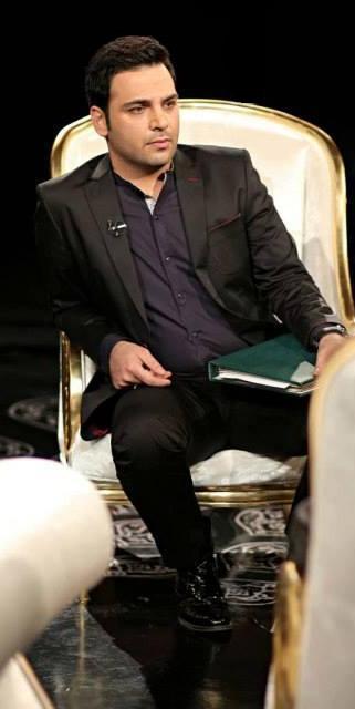 http://s6.picofile.com/file/8195506950/Copy_of_mah_asal_92_88.jpg