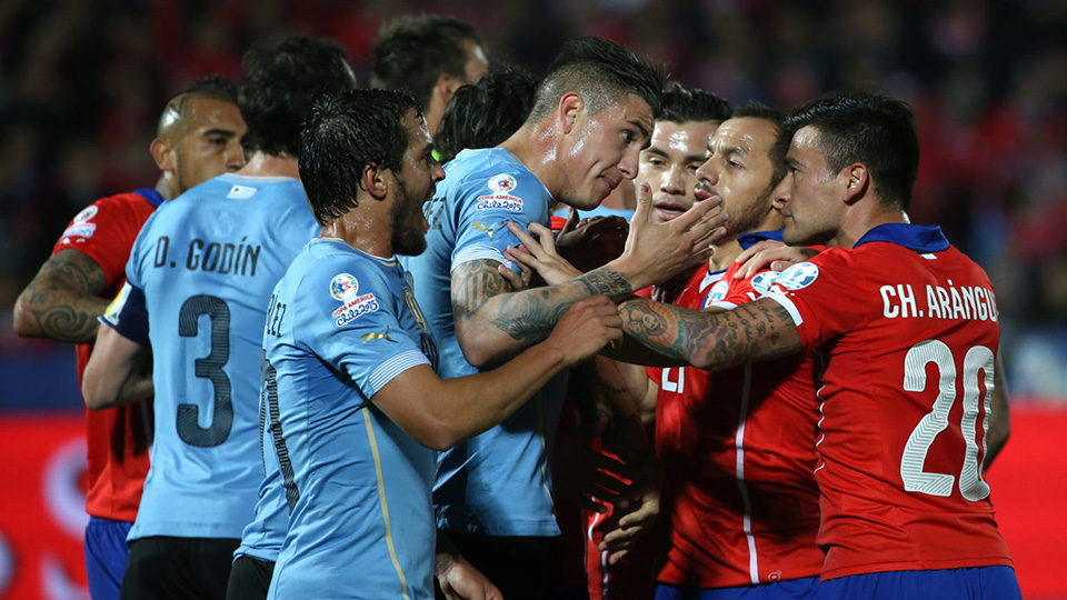 شیلی 1-0 اروگوئه - خلاصه بازی (مرحله یک چهارم نهایی کوپا آمریکا 2015 شیلی)