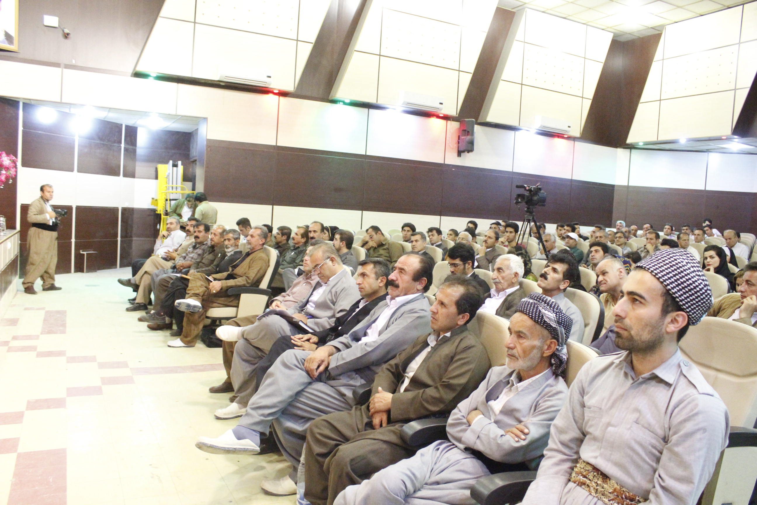 هه‌ورامان هانه‌به‌رچه‌م