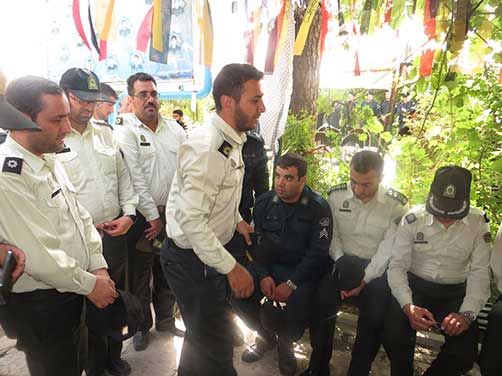 پرسنل محترم کلانتری120 سید خندان درمراسم گرامیداشت شهید محمد علی دولت آبادی