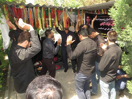 بچه های هیئت زوارالحسین(ع)در مراسم گرامیداشت شهید محمد علی دولت آبادی