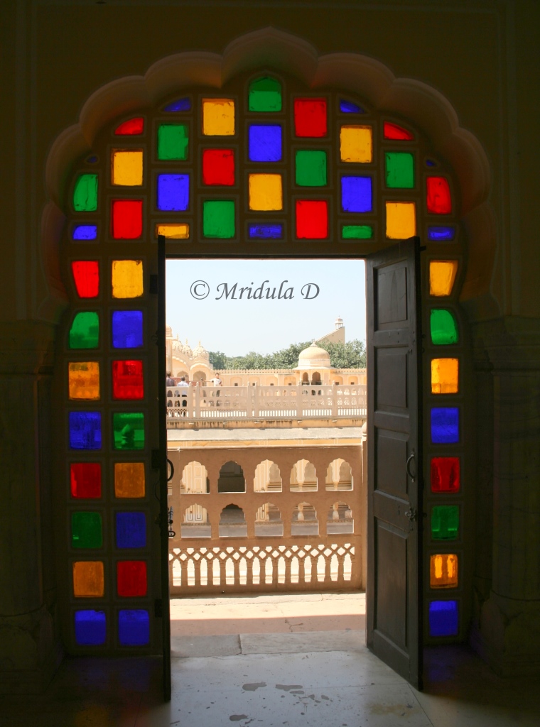 http://s6.picofile.com/file/8199854292/Colorful_Glass_Door_Hawa_Mahal_Jaipur.jpg