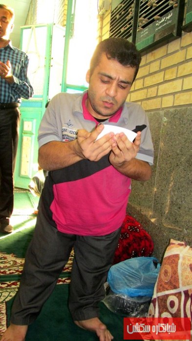 http://s6.picofile.com/file/8200828776/IMG_2351_800x600_.jpg