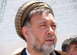 سقوط مردم دایکندی با تناب فرسوده ی محمد محقق به قعر چاه