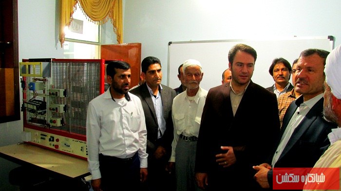 http://s6.picofile.com/file/8202959350/IMG_2476_800x600_.jpg