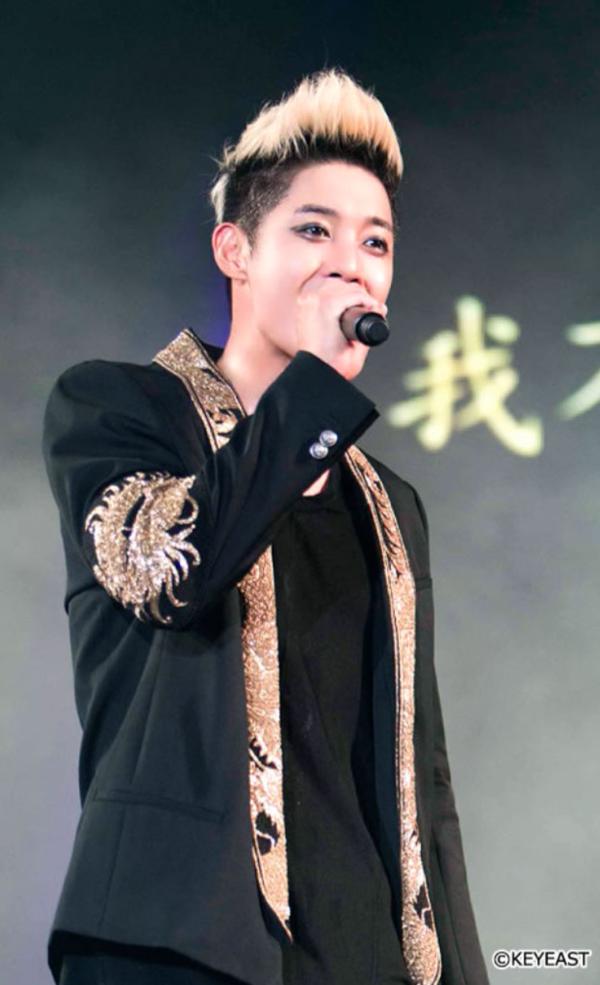 [Photo] Kim Hyun Joong - Japan Mobile Site Update [15.08.10]