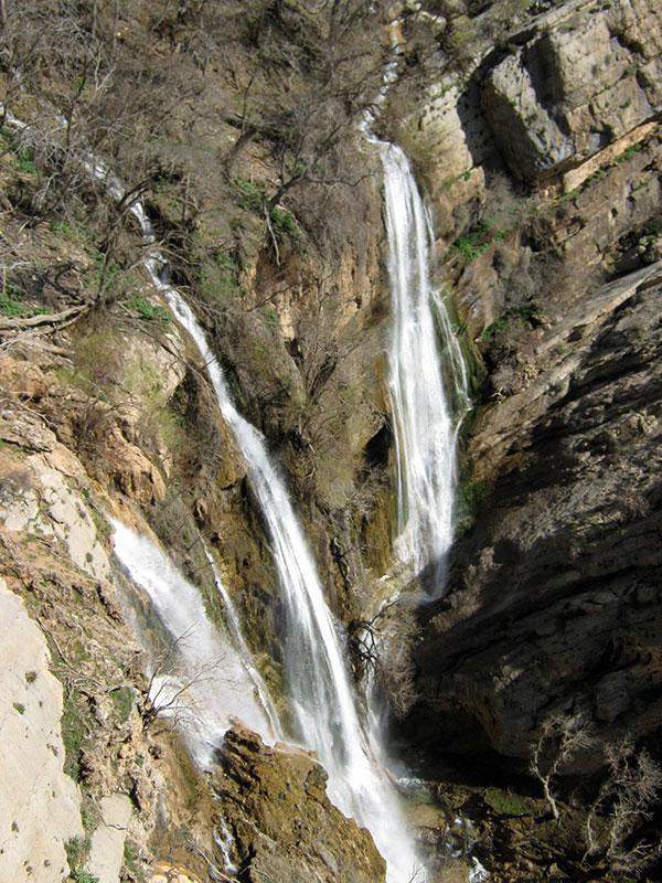 http://s6.picofile.com/file/8205908450/2124_2_2_2_2.JPG