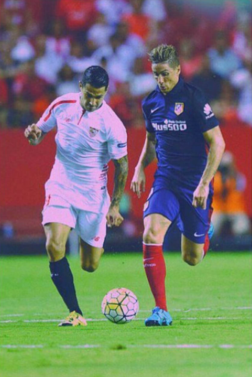 http://s6.picofile.com/file/8209440050/Fernando_Torres_vs_Sevilla_Pics_By_F9Tfans_blogsky_com_7_.jpg