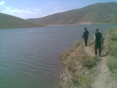 http://s6.picofile.com/file/8210335768/h_26_.jpg