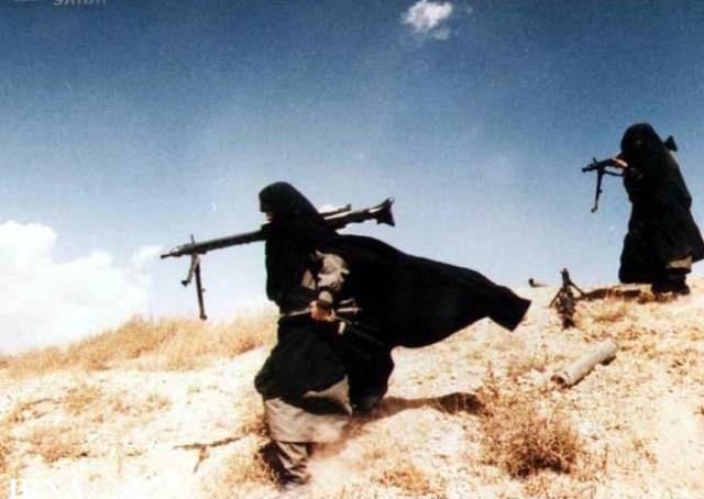 نقش زنان در دفاع مقدس