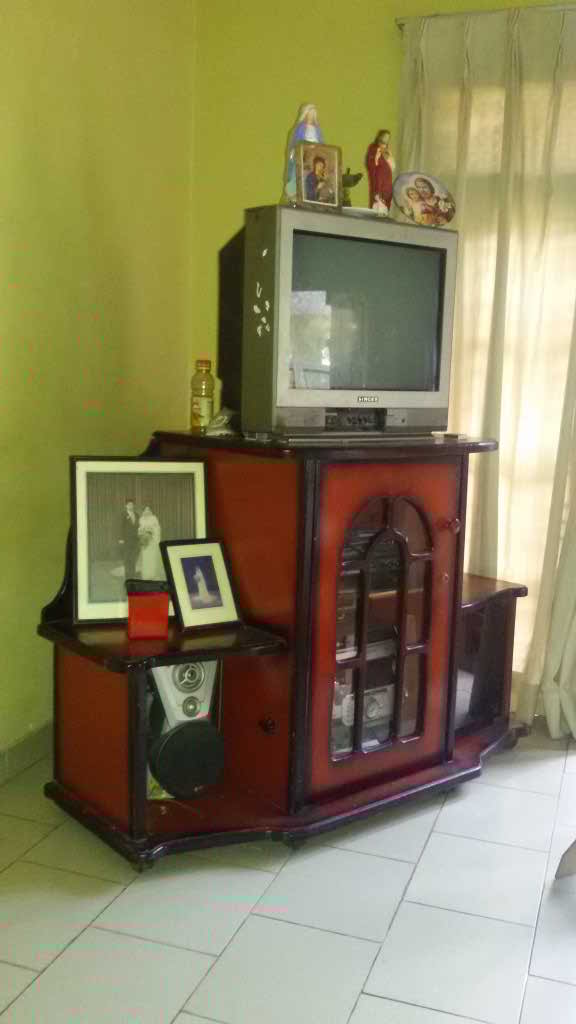 http://s6.picofile.com/file/8214218718/017.jpg