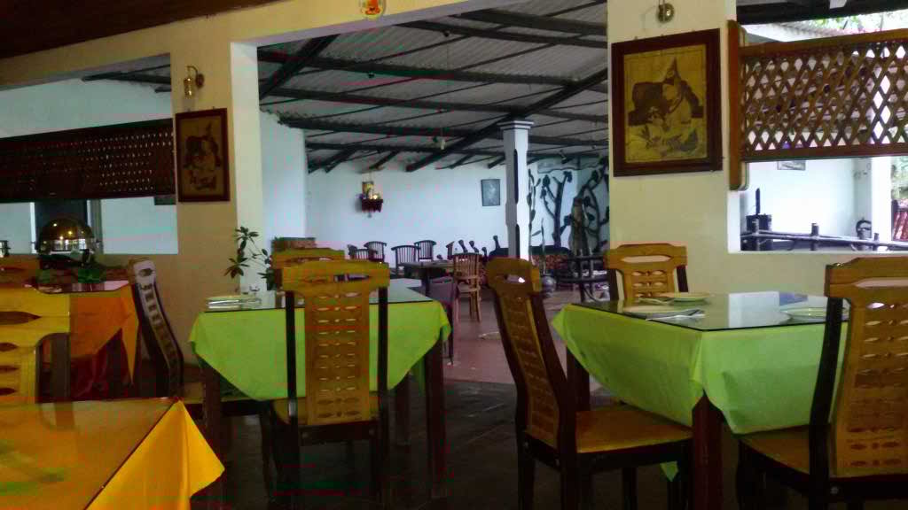 http://s6.picofile.com/file/8214219326/024.jpg