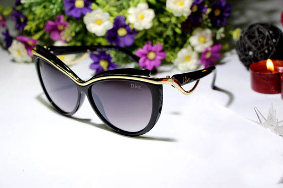 http://s6.picofile.com/file/8214632726/orkid_glasses_4_.jpg