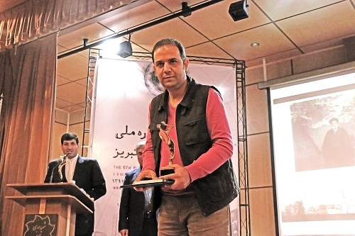 http://s6.picofile.com/file/8217049392/amin_bahrani_tabriz2.jpg