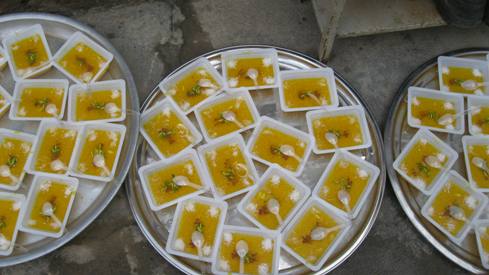 http://s6.picofile.com/file/8219199626/q8.jpg