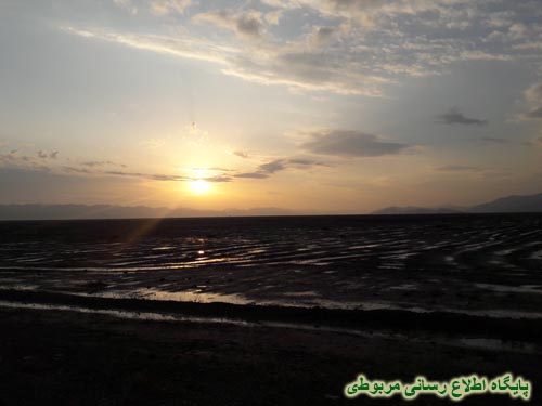 http://s6.picofile.com/file/8222063526/baran_19_aban_94_kahneh_3_.jpg