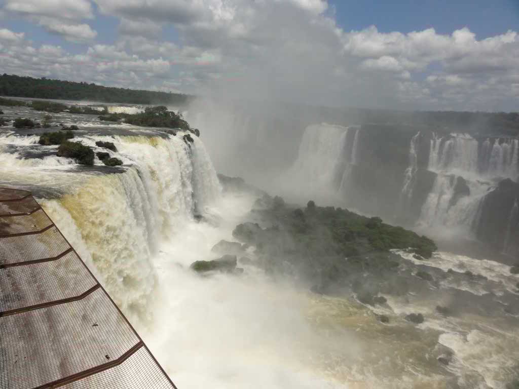 http://s6.picofile.com/file/8222906234/161.jpg