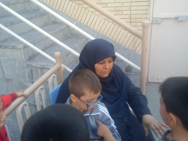 http://s6.picofile.com/file/8224030392/DSC00028.JPG