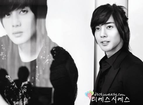 Hyun Joong Long Hair Cut