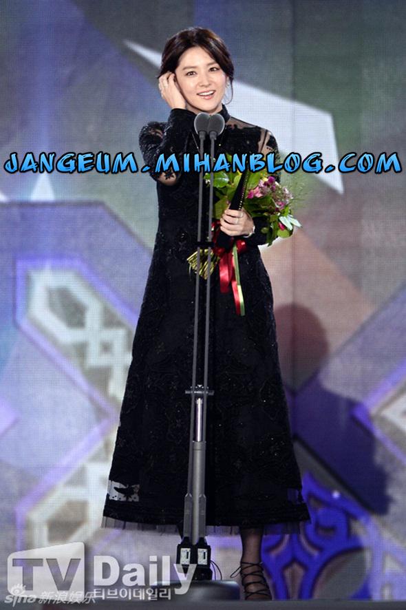 http://s6.picofile.com/file/8224940600/2.JPG