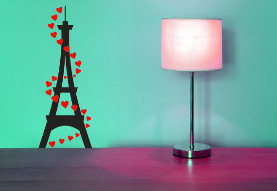 http://s6.picofile.com/file/8225782750/paris_royaei.jpg