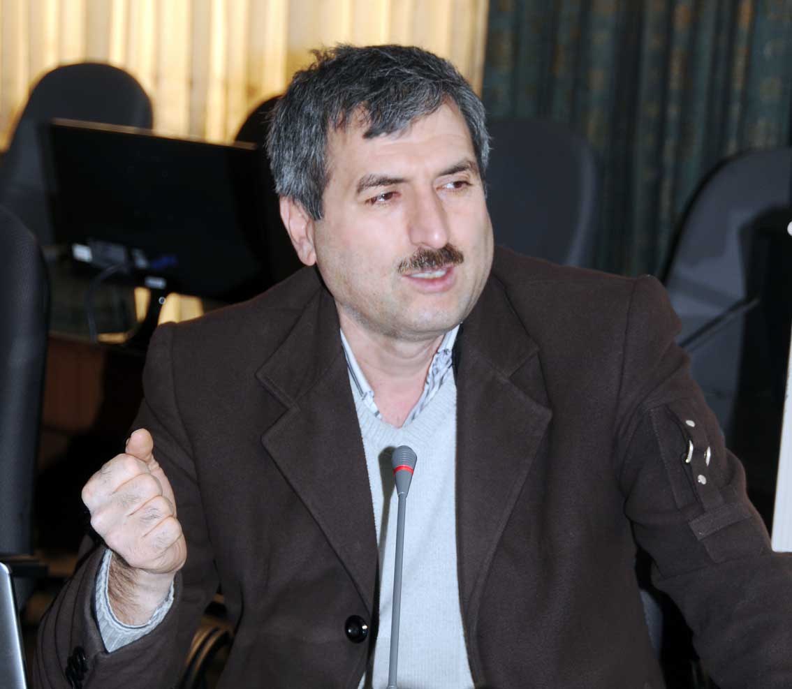 دکتر اکبر عبدی قاضی جهانی عضو هیئت علمی و محقق مرکز تحقیقات کشاورزی ومنابع طبیعی آذربایجان شرقی