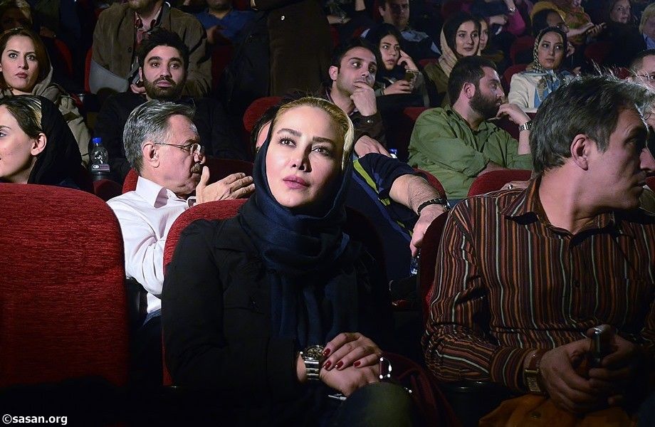 عکس آناهیتا نعمتی در اکران خواب تلخ