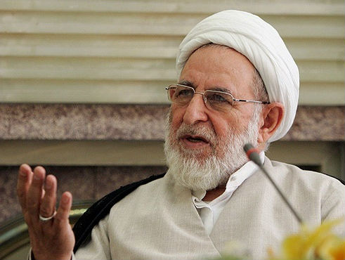 آیت الله یزدی: طلاب مراقب پولهای انگلیسی باشند/ اعتبار سخنرانان مذهبی در حال کمرنگ شدن است/ برخی مداحان از نت های موسیقی غربی استفاده می کنند دعای ندبه مراغه
