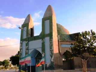 زیارتگاه خاندان قنبر در دهباف نیشابور