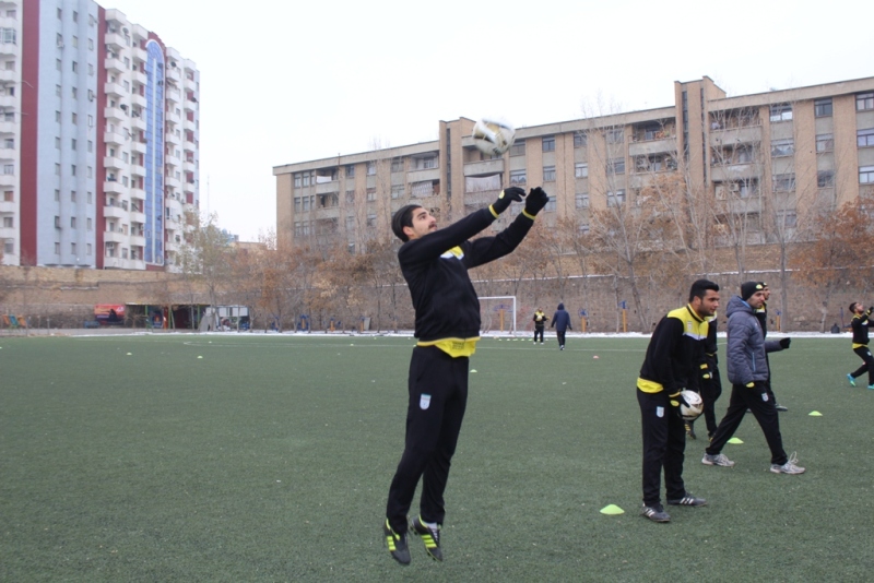 http://s6.picofile.com/file/8229434684/1_50_.JPG
