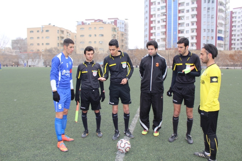 http://s6.picofile.com/file/8229434926/1_3_.JPG