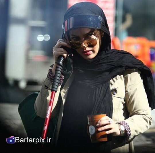http://s6.picofile.com/file/8229645842/www_bartarpix_ir_leila_otadi_day_94_2_.jpg