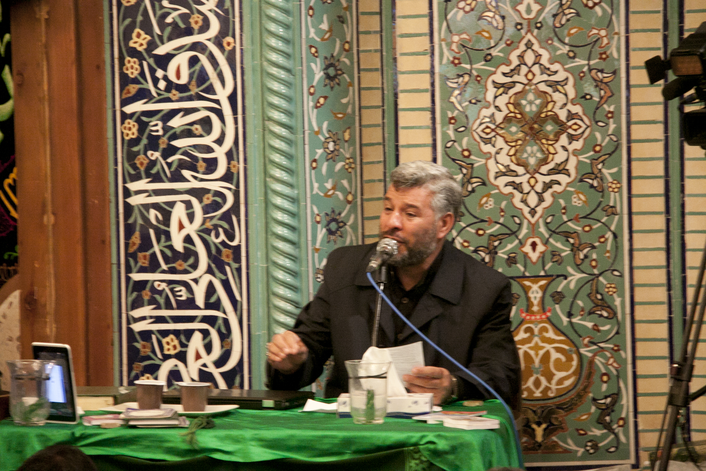 http://s6.picofile.com/file/8229678776/IMG_7704.jpg