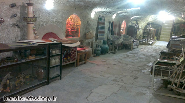 كارگاه عبابافي و نمايشگاه صنايع دستي