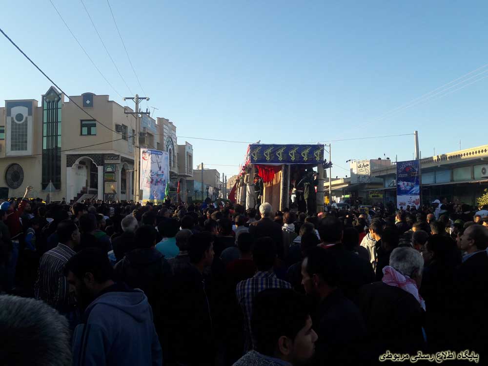 http://s6.picofile.com/file/8233925434/eshteghbal_az_shohadaye_Gomnam_3_.jpg