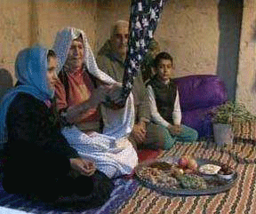 http://s6.picofile.com/file/8241631250/02.gif