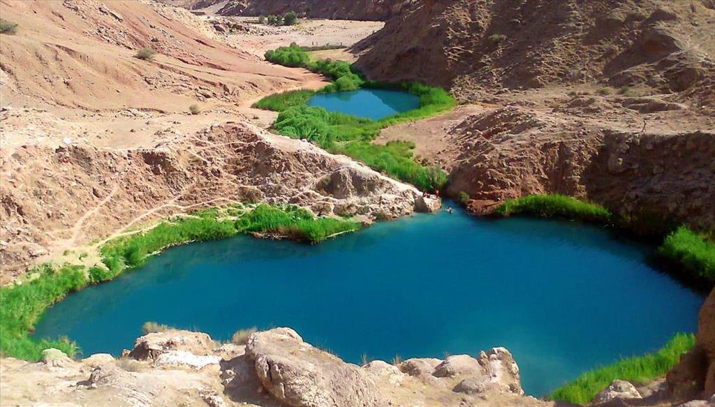   چشمه های دو قلوی آب گرم-سیاه گاو-شهرستان آبدانان-ایلام