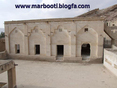 http://s6.picofile.com/file/8244016884/oldmosque11.jpg