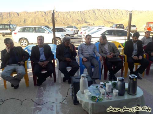 http://s6.picofile.com/file/8244705800/anjoman_Taeb_dr_Arfaei_2_.jpg