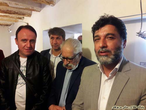 http://s6.picofile.com/file/8244877442/Evaz_ekhtetameih_aks_kerasm3_12_.jpg