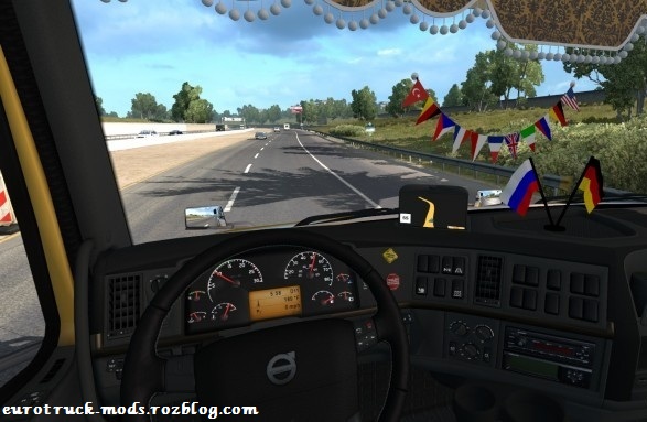 http://s6.picofile.com/file/8245465476/volvo_vnl670_interior_680x383.jpg