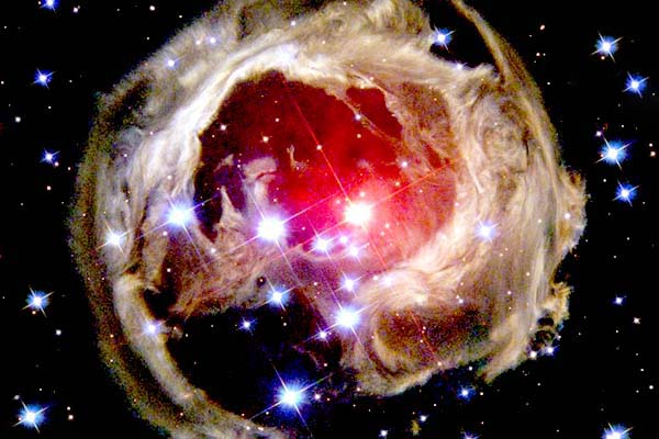مرگ یا انفجار یک ستاره و انتشار جرم آن در فضاء و پیوستن به دیگر ستارگان  نشانه ای از قدرت  بی کران الهی  در کیهان لا یتناهی